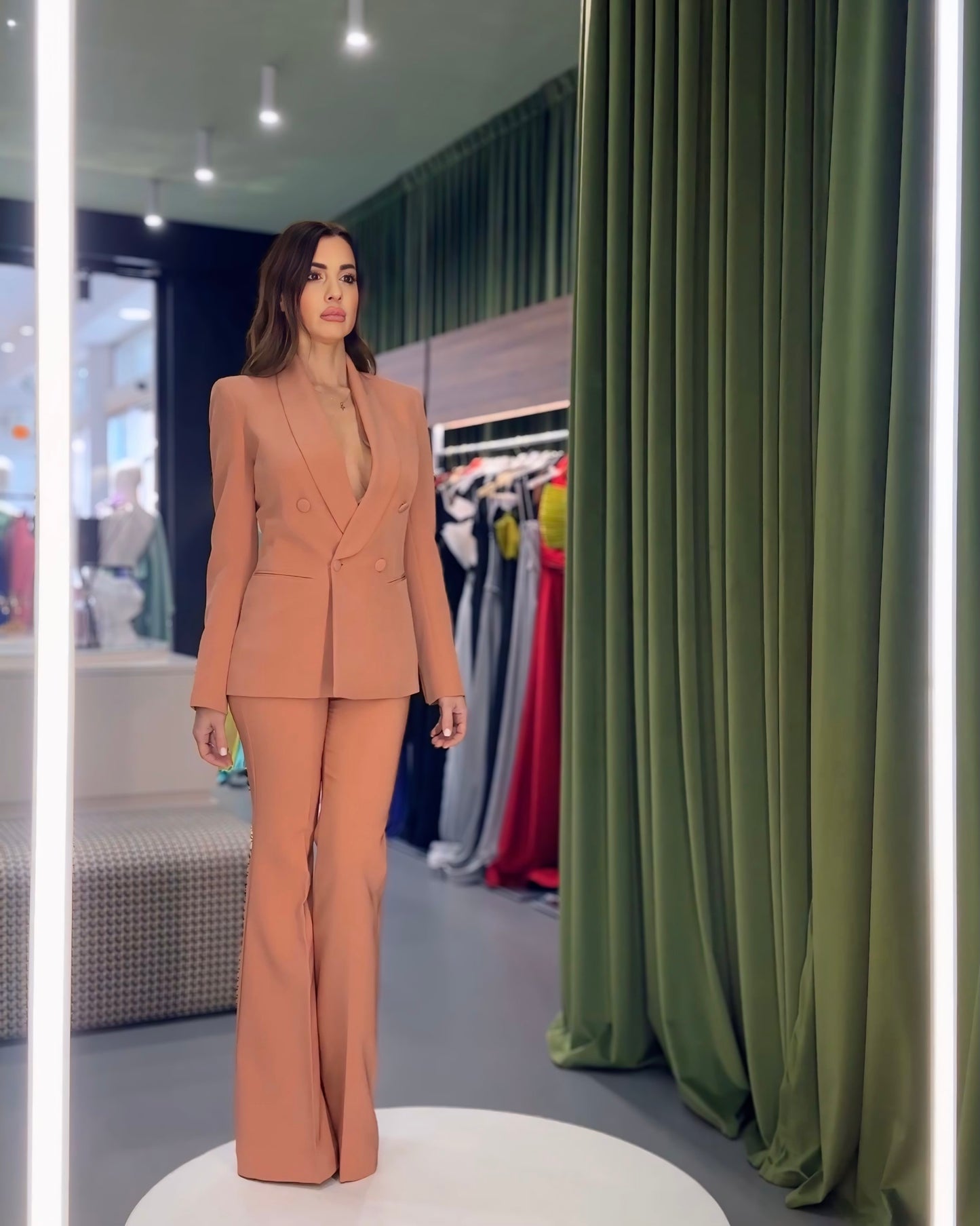 Tailleur terra