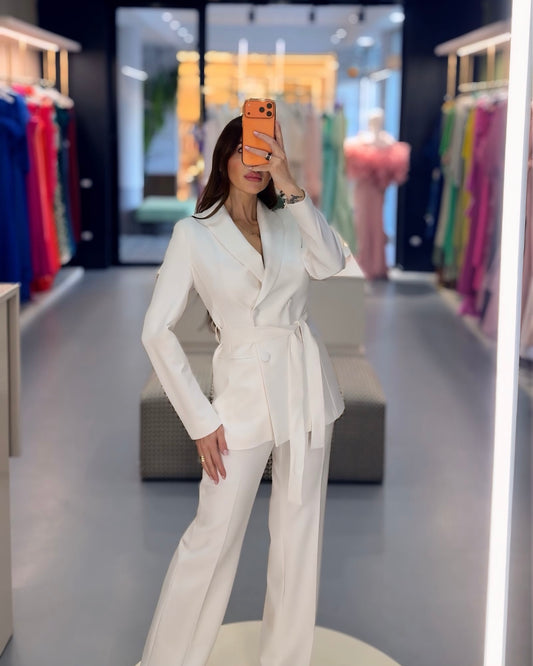 Tailleur White