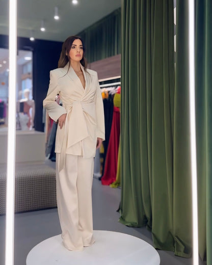 Tailleur nodo