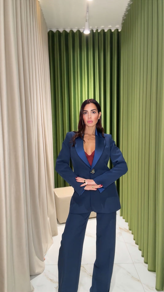 Tailleur Blu Élégance