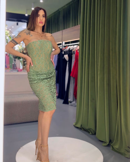 Abito midi pizzo